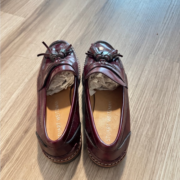 Stuart Weitzman Burgundy Leather Tassel Loafers - Picture 2 of 5